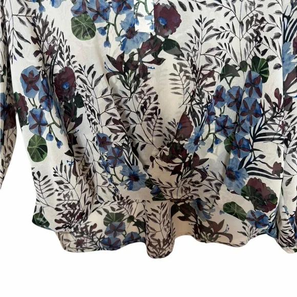 CAbi Blue and Purple Floral Shirt Size XL - Picture 7 of 11